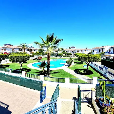 Apartment Atico Veramar 1 Frente A Piscina Dos Vera